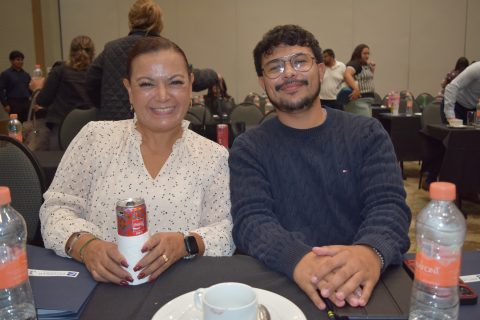 Araceli Dávila y Héctor Polanco. 