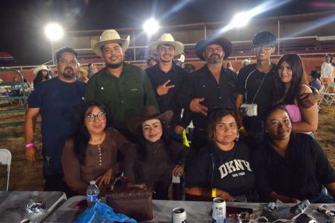 Las familias Vázquez López y Regalado disfrutaron de la tradición ecuestre.
