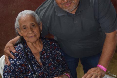 Teodora Contreras e Israel Cervantes.