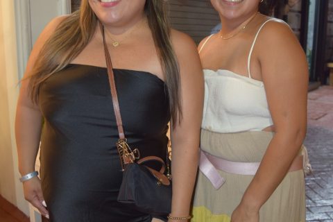 Elizabeth Sandoval y Mia García. 