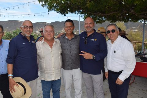 Pablo, Martín, Juan Manuel, Mario y Luis Enrique.