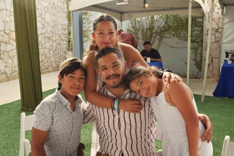 La familia Guzmán González participó en esta actividad altruista.
