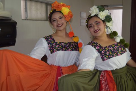 Fernanda Ramírez y Leslei Valdez. 