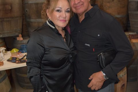Alejandra de Martínez y Juan Luis Martínez. 