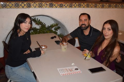 Akemi, Juan y Denia.