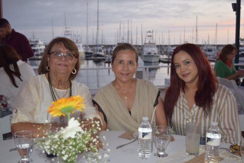 Margarita Ruiz, Edda Sandoval y Andrea Mendoza. 