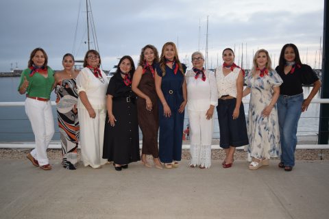 Gabriela Ledesma, Mary Ponce, Margarita Ruiz, Adhara García, Claudia Magdaleno, Gabriela Guerrero, María del Carmen Rodríguez, Yaneli León, Celina Domínguez y Claudia González.