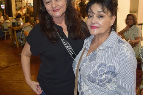 Karla Rivera y María Liera. 