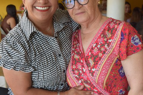Ruth Caballero y Cecilia Cazarez.