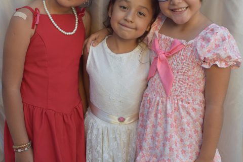 Grecia, Nancy y Elin.
