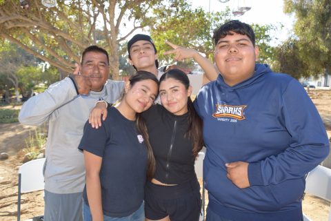 Benito, Vicente, Kiabed, Bárbara y Oruga. 