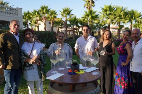 Previo al inicio de la jornada, los invitados degustaron un coctel de bienvenida.