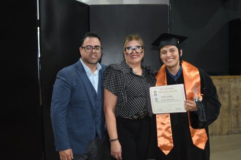 Alonso Corona, Alejandra Valles y Fernando Torres Barbosa.