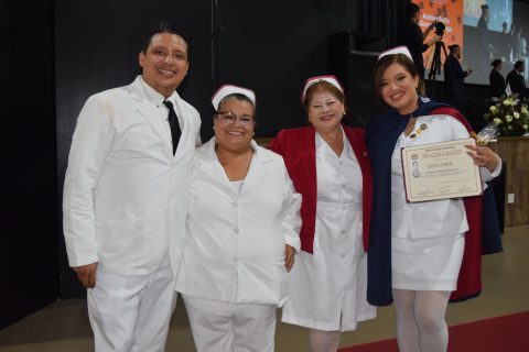 Cruz Adrián Valenzuela, Celmira Castro, Maricela Chávez y Ana Sofía Vázquez Rodríguez.