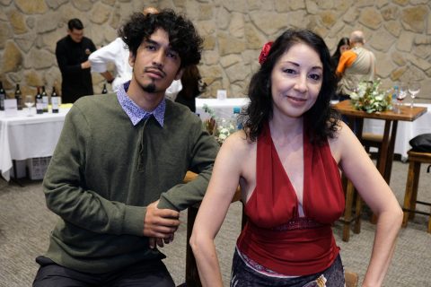 Los actores Vladimir Zamudio y Úrsula Mansur.