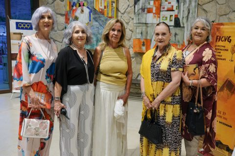 Lourdes Ojeda, Patricia Rodríguez, Beatriz Ibarra, Olga Arjona y Ana Lilia Loyola.