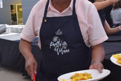 César Martínez. 