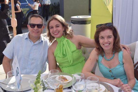 Javier Madallanes, Imelda Armenta de Madallanes y Raquel Hidalgo.