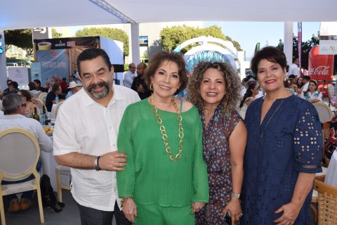 Víctor Machado, Lupita Blancas, Alma Beltrán y Bruny Mongue.