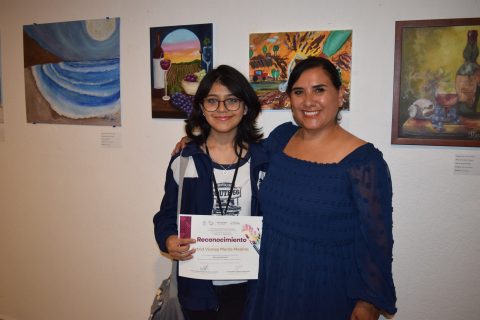 Astrid Vianey y Rosalinda Rentería.