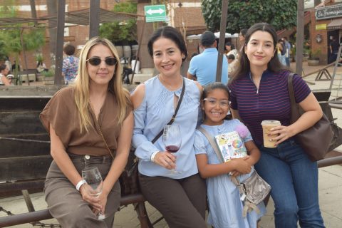 Fernanda, Karen, Natali y Paola. 