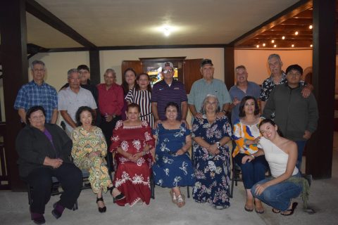 Celebran su amistad