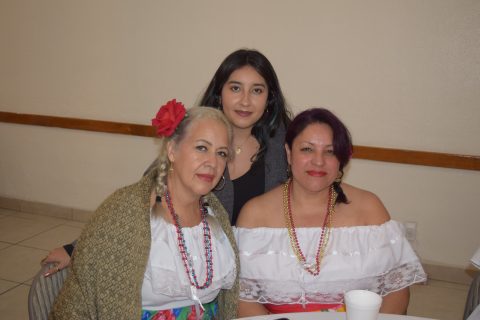 Laura Perales, Valerie Márquez e Isabel Chávez. 