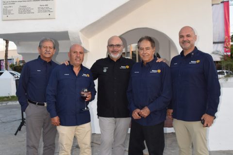 Rodolfo Flores, Sergio Frías, Raúl Padilla, Miguel De Rueda y Mario Ruanova.