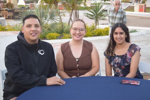 Vinicio Armenta, Dely Laura Rivas y Grecia Alcántara. 