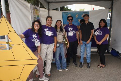 Cristal Méndez, Casandra Gutiérrez, Maribel Reyes, Enrique Correa, Javier e Isa.