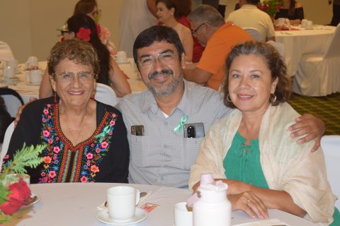Hilda Montaño, Saúl Zavala y Ana María Vázquez.