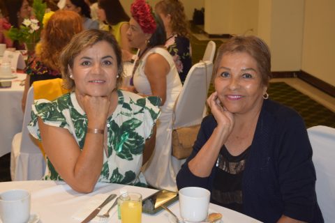 Alma Valenzuela y Martha Hernández.