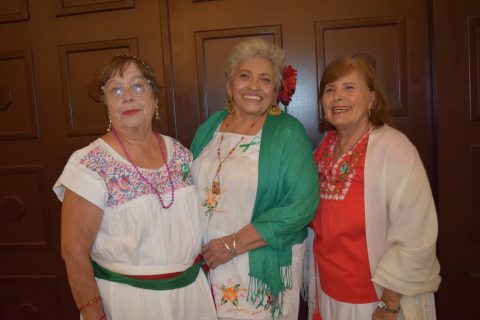 Silvia Núñez, Rosita Anasosa y Griselda Sánchez. 
