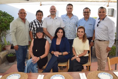 Marco Antonio Coronado, Enrique Sánchez Rodríguez, Mario Ruanova, Wenceslao Martínez, Jesús García Moya, Héctor Uraga, Dulce Martínez, Lourdes Jiménez y Elvira Romero.