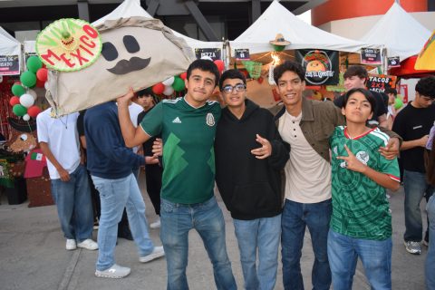 Adrián González, Santiago García, Emiliano Montaño y Roberto.