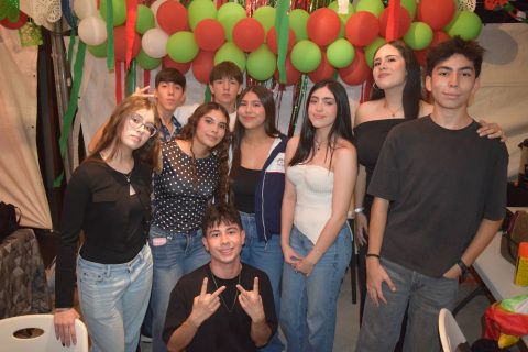 El grupo 104 de Preparatoria Xochicalco participó muy activamente en la jornada.