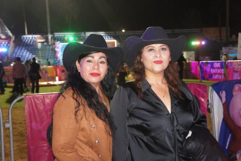 Luz y Adriana.