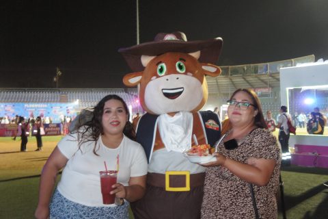 Fernanda y Alejandra.