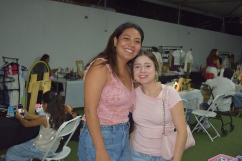 Denise y Alejandra. 