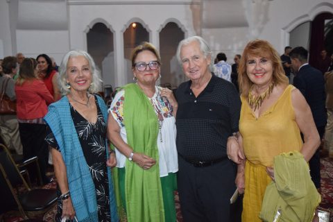Susana Vidales, Julieta Valdez, Jean Loup Bitterlin y Natalia Vidales de Bitterlin.