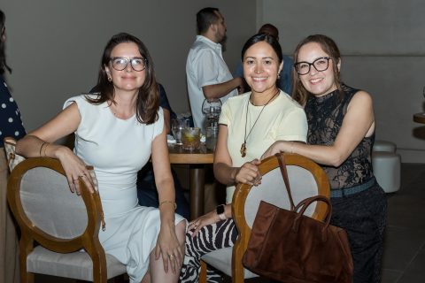Diana Paniagua, Alejandra Mendoza y Elizabeth Rodríguez.