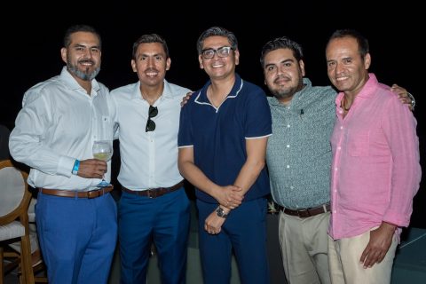 Guillermo Ruiz, Juan José Orozco, el dr. Araiza y Sergio Grave,
