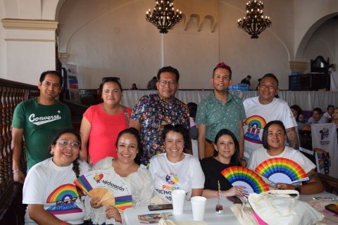 Integrantes de los colectivos Pride Michoacán y Zamora Colectivo Diverso y K'uiripekua Zacapu.