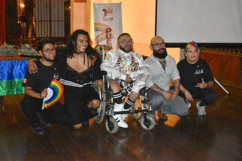 Luis Alfonso Guardado, Alain Pinzón, Guz Guevara, Alex Ali Méndez y Ma. Teresita Ortiz.