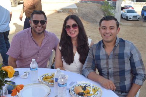 Rubén González, Alejandra Camargo y Omar León.
