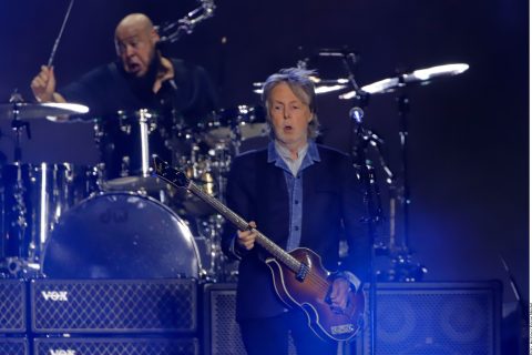 Reclama McCartney a Mendes por estatura