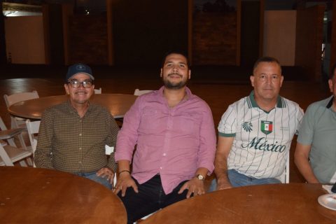 Oscar Chacón Gauna, Daniel Beltrán y Rafael Colunga.