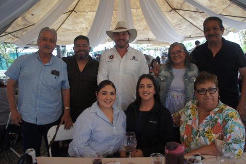 Ramsés Padilla, Daniel Escobedo, Jaime Jiménez, Aurora Figueroa, Marco Antonio Padilla, Laura Padilla, Carla Malacara y Martha Mercado.