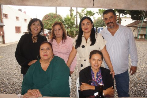 Rosalba Zamora, Guadalupe Ávalos, Juanita Carpio, Juan Guerrero, Petra Gómez y Guadalupe Mercado.