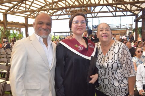 Miguel Campos, Yukiko Duarte y Marina Martínez.